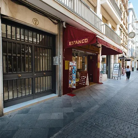 Hostly O'donnell A Center-fibre-parking Optional Siviglia